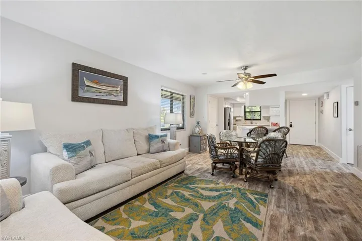 4967  Pepper  CIR, Naples, FL 34113