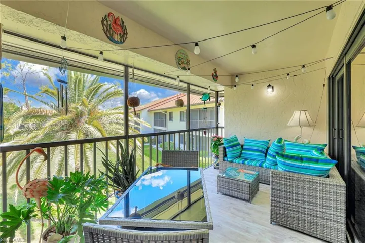 4967  Pepper  CIR, Naples, FL 34113