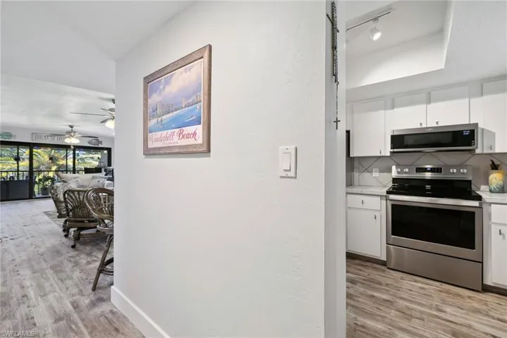 4967  Pepper  CIR, Naples, FL 34113