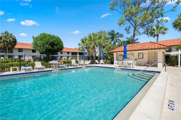 4967  Pepper  CIR, Naples, FL 34113