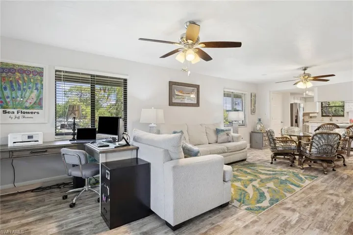 4967  Pepper  CIR, Naples, FL 34113