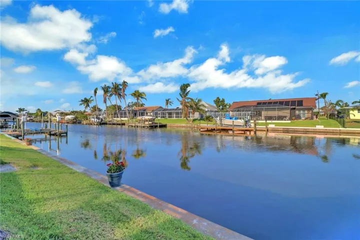3538 Se 1st Pl, Cape Coral, Florida 33904