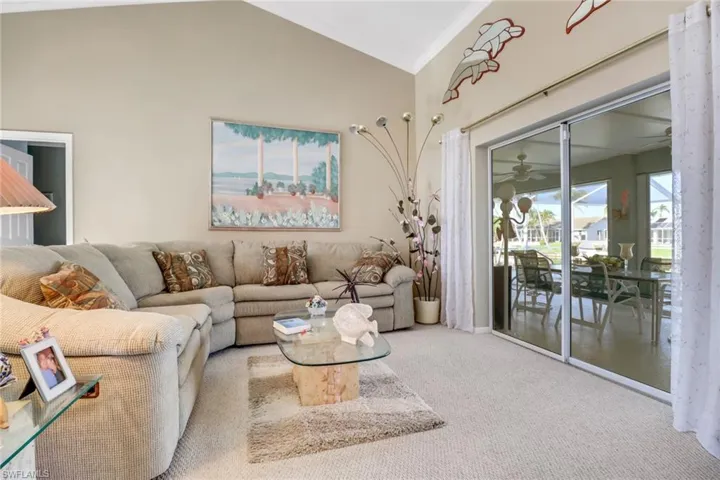 3538 Se 1st Pl, Cape Coral, Florida 33904