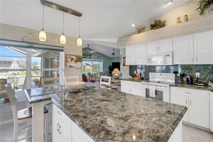 3538 Se 1st Pl, Cape Coral, Florida 33904