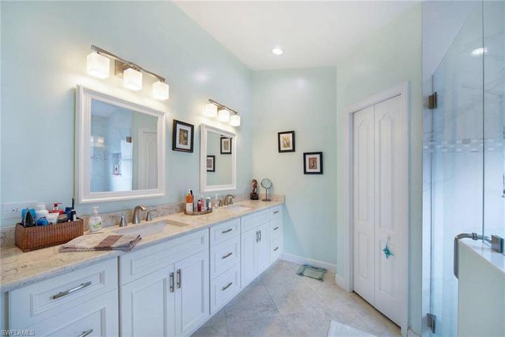 9205 Coachhouse LN, ESTERO FL 33928