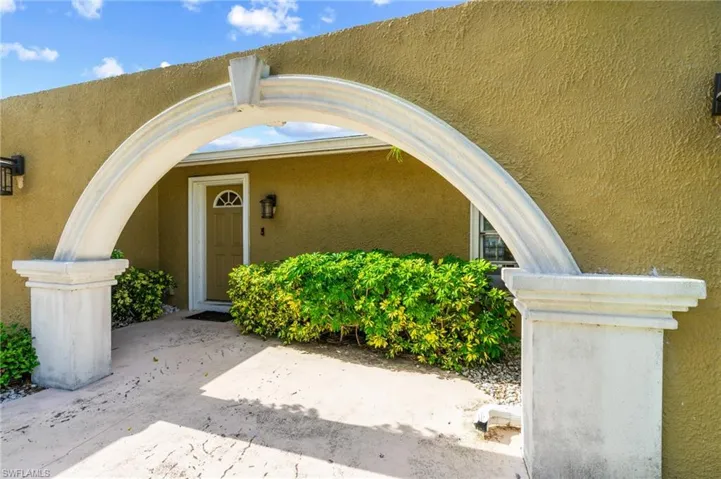 1928  Savona  PKWY, Cape Coral, FL 33904