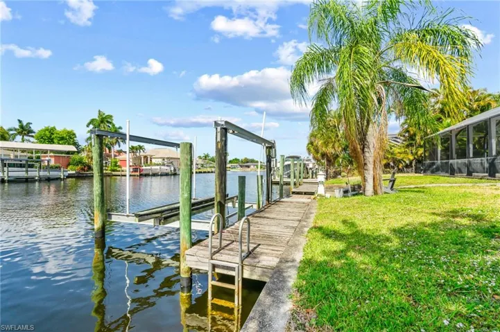 1928 Savona Pkwy, Cape Coral, Florida 33904