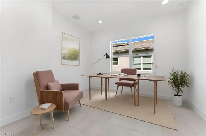 Den/Flex Room
