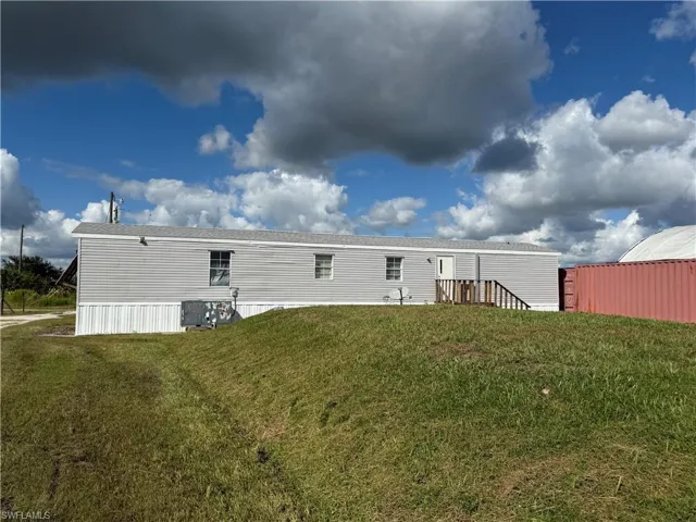 5675 2nd Rd, Labelle, Florida 33935
