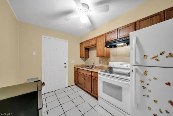 1840  Lafayette  ST, Fort Myers, FL 33901