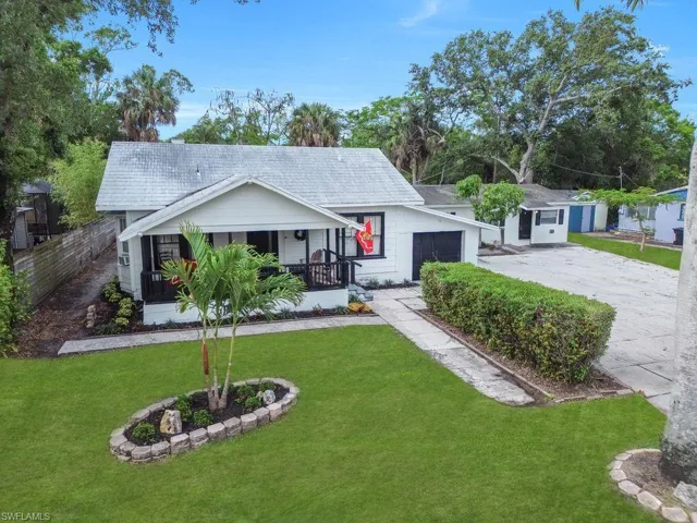 1840  Lafayette  ST, Fort Myers, FL 33901