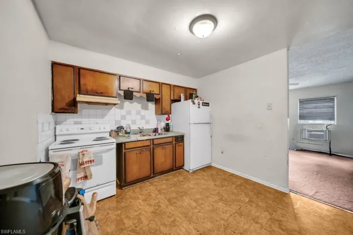 1840  Lafayette  ST, Fort Myers, FL 33901