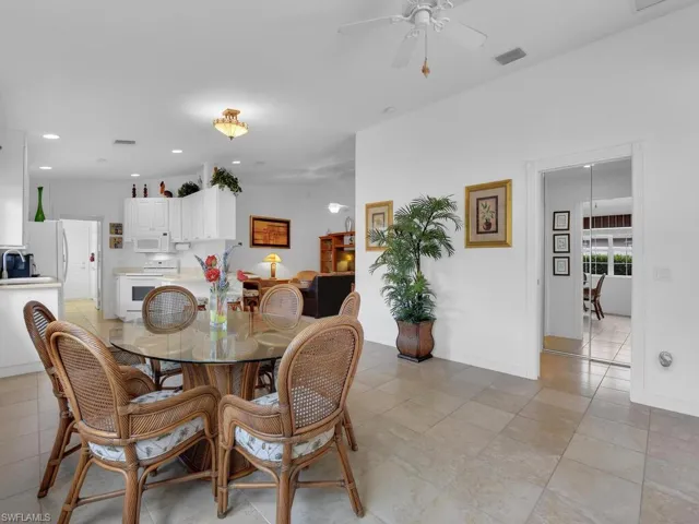 8084  Xenia  LN, Naples, FL 34114