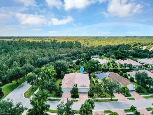8084  Xenia  LN, Naples, FL 34114