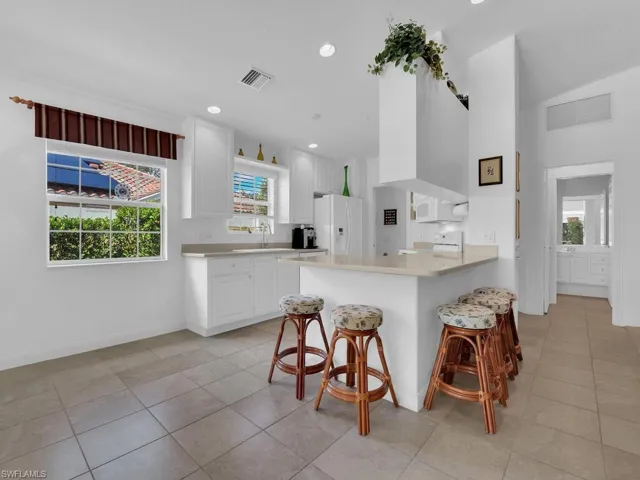 8084  Xenia  LN, Naples, FL 34114