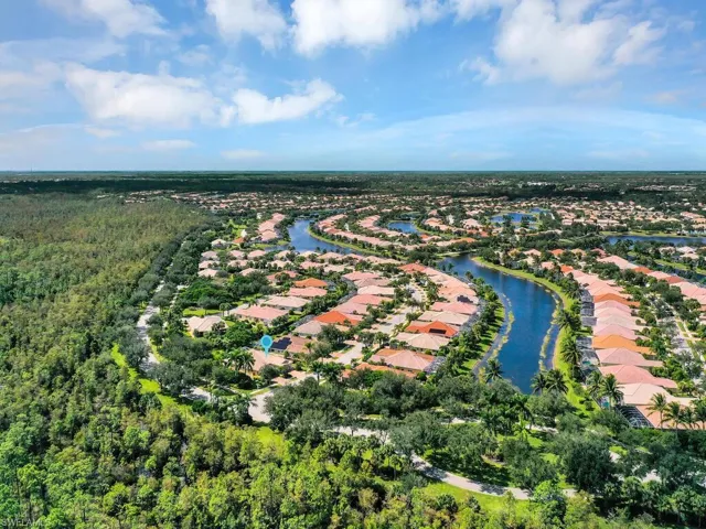 8084  Xenia  LN, Naples, FL 34114