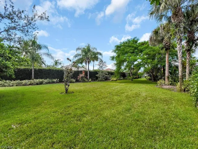 8084  Xenia  LN, Naples, FL 34114