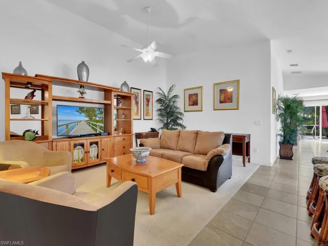 8084  Xenia  LN, Naples, FL 34114