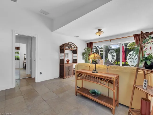 8084  Xenia  LN, Naples, FL 34114