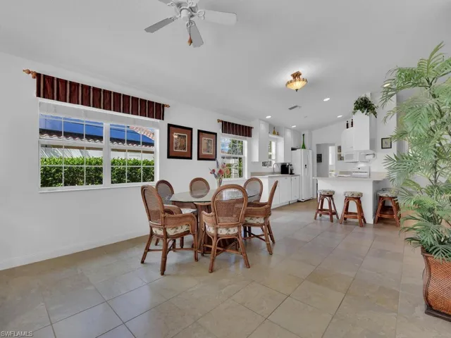 8084  Xenia  LN, Naples, FL 34114