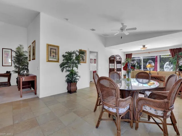 8084  Xenia  LN, Naples, FL 34114