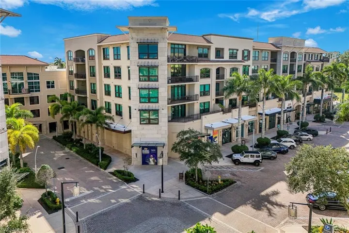 9123 Strada Pl 7201, Naples, Florida 34108
