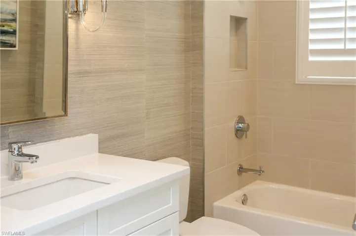 3290 Dorado Ln 1-102, Naples, Florida 34114