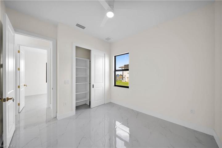 10 NE 6th ST, CAPE CORAL FL 33909