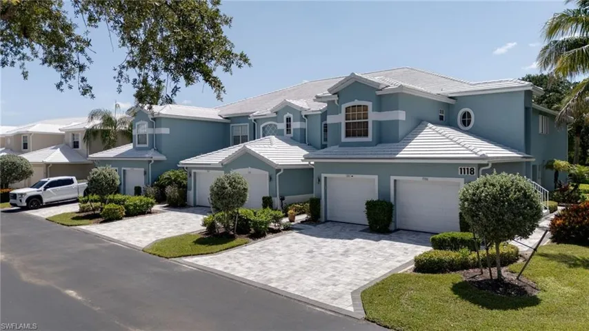 1118 Sweetwater Ln 1305, Naples, Florida 34110