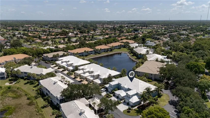 1118 Sweetwater Ln 1305, Naples, Florida 34110