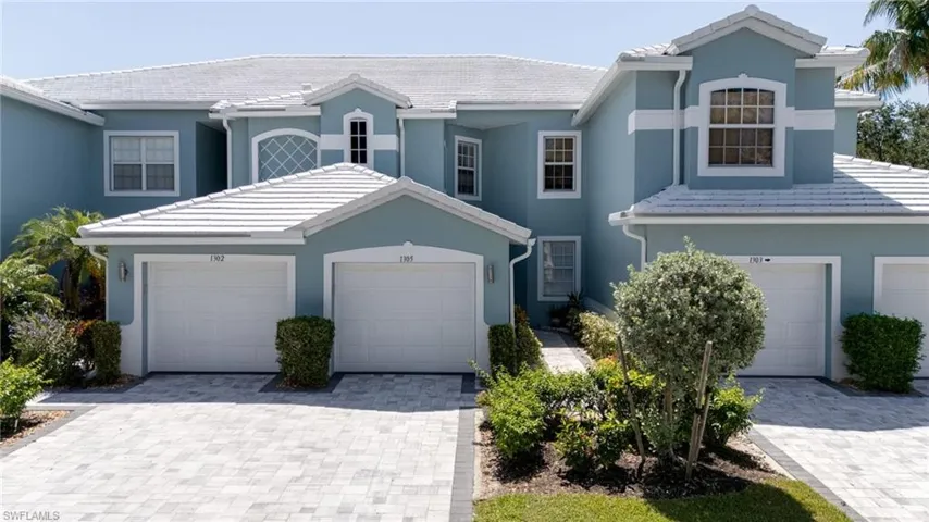 1118 Sweetwater Ln 1305, Naples, Florida 34110