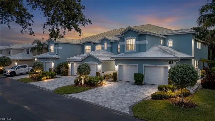 1118 Sweetwater Ln 1305, Naples, Florida 34110