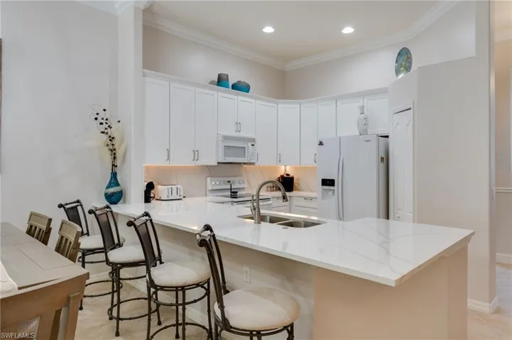 1118 Sweetwater Ln 1305, Naples, Florida 34110