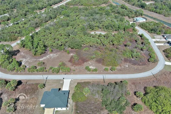 Aerial view of property's location