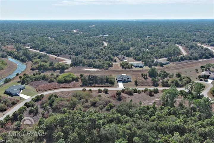 Bird's eye view of a heavily wooded area