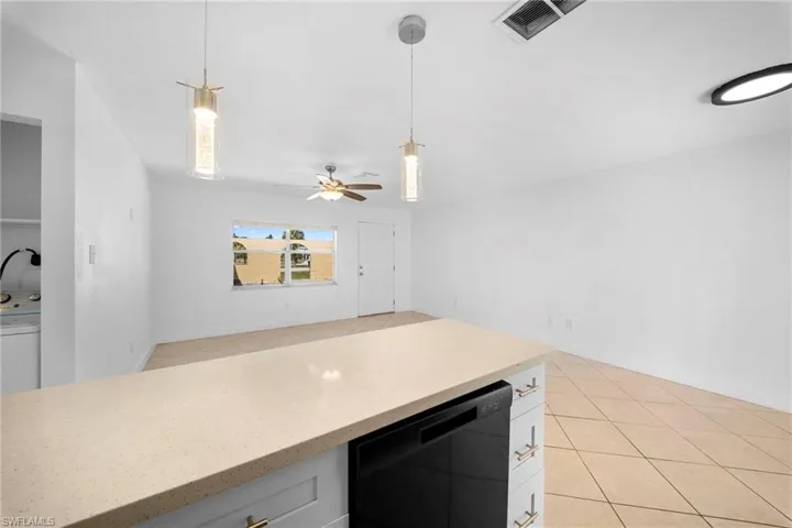 13401 Pine Needle Ln, Fort Myers, Florida 33908