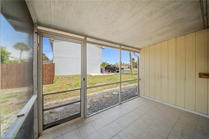 13401 Pine Needle Ln, Fort Myers, Florida 33908