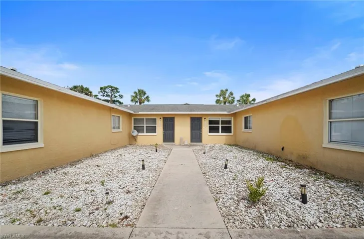 13401 Pine Needle Ln, Fort Myers, Florida 33908