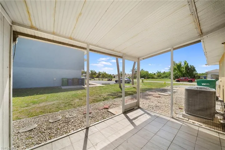 13401 Pine Needle Ln, Fort Myers, Florida 33908