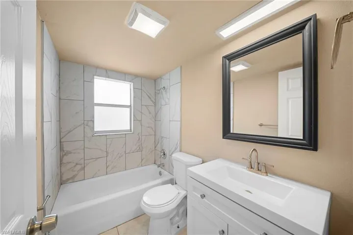13401 Pine Needle Ln, Fort Myers, Florida 33908