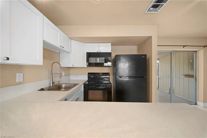 13401 Pine Needle Ln, Fort Myers, Florida 33908