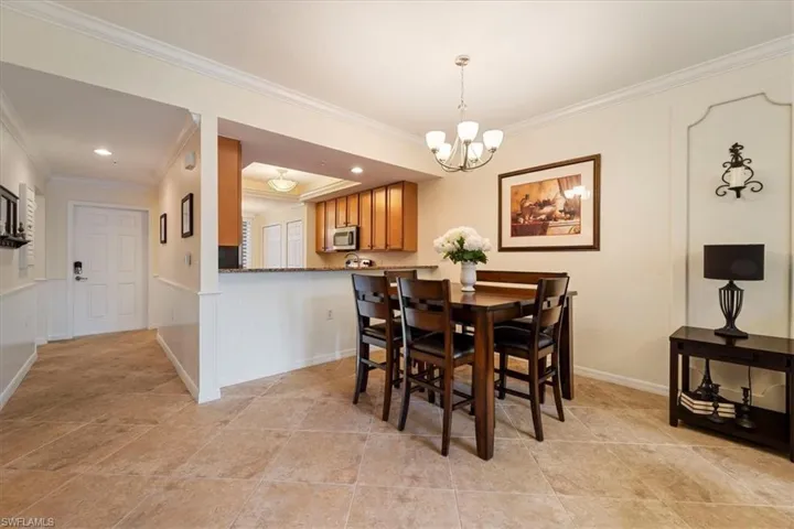 9832  Venezia  CIR, Naples, FL 34113