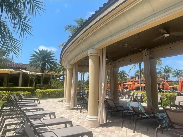 9832  Venezia  CIR, Naples, FL 34113
