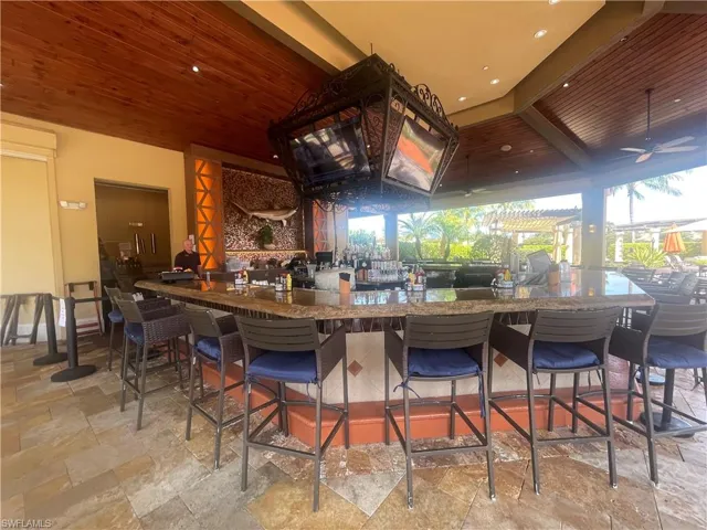9832  Venezia  CIR, Naples, FL 34113