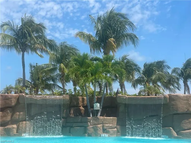 9832  Venezia  CIR, Naples, FL 34113