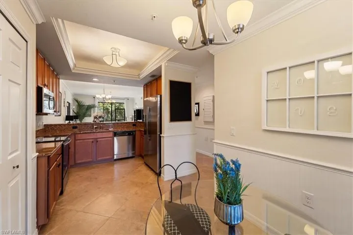 9832  Venezia  CIR, Naples, FL 34113