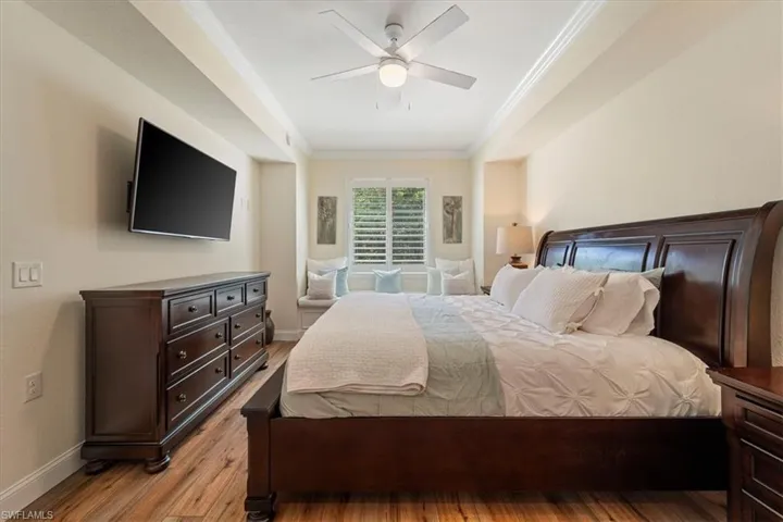9832  Venezia  CIR, Naples, FL 34113