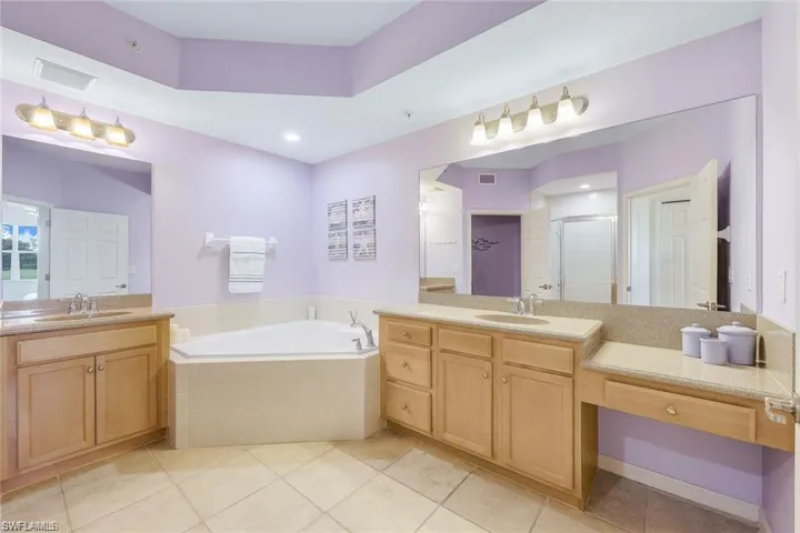 9525 Ironstone Ter 102, Naples, Florida 34120