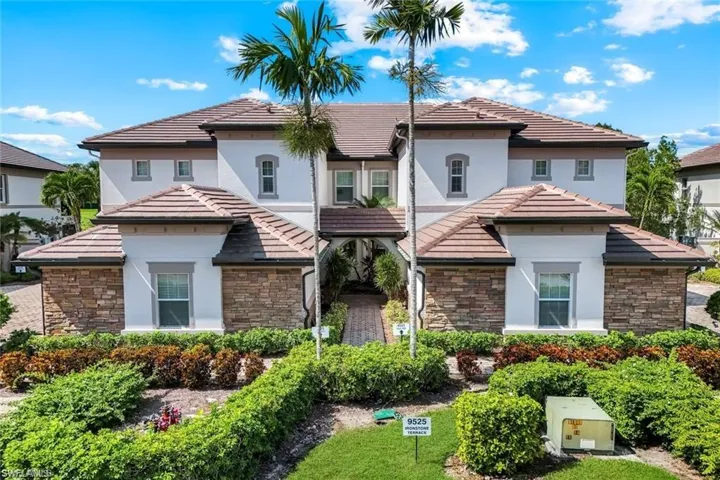9525 Ironstone Ter 102, Naples, Florida 34120