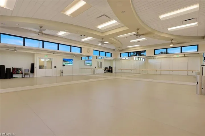 9525 Ironstone Ter 102, Naples, Florida 34120